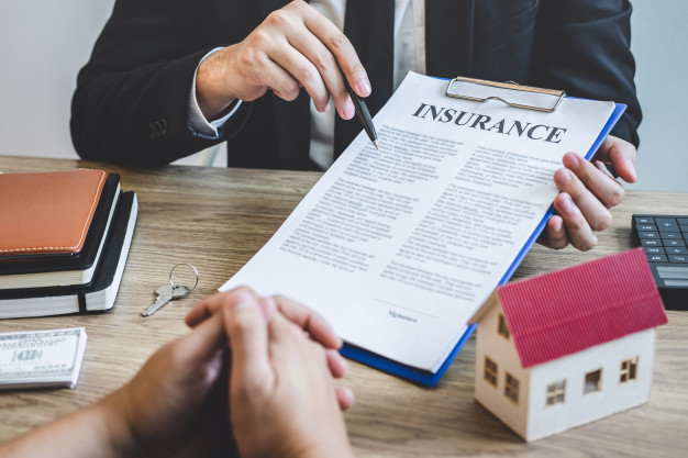 découvrez notre guide complet sur la quotité d'assurance emprunteur. apprenez à choisir le meilleur niveau de couverture pour votre prêt immobilier et protégez-vous ainsi que vos proches en cas d'imprévu. profitez de conseils pratiques et d'astuces pour optimiser votre contrat d'assurance.